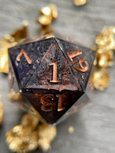 Load image into Gallery viewer, Bronzed Treasure d20
